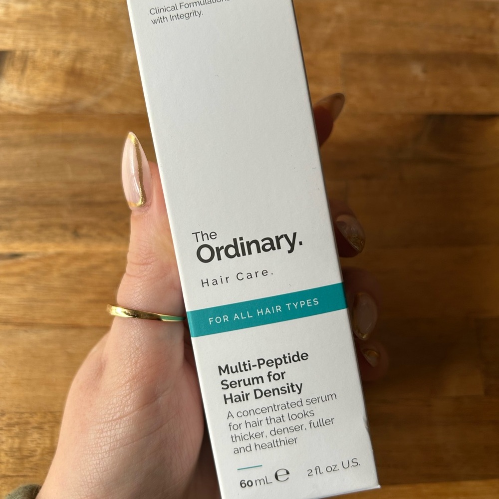 The Ordinary Hair Care Serum in White and Teal